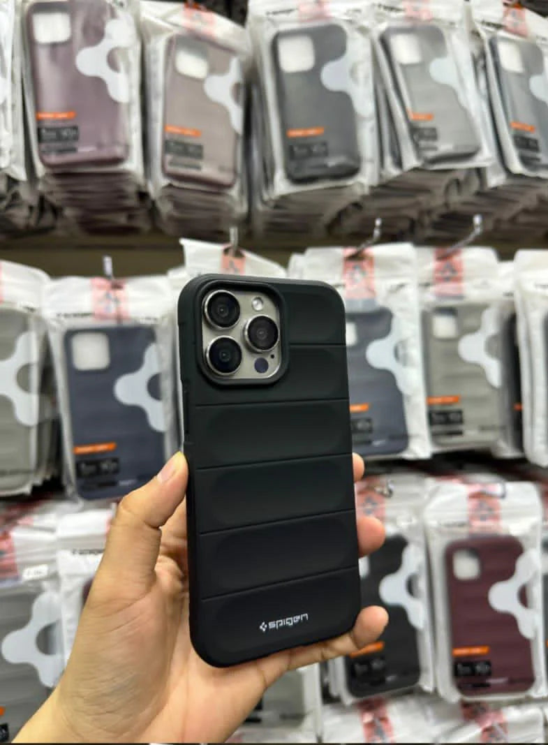 SPIGEN PUFFER CASEš„