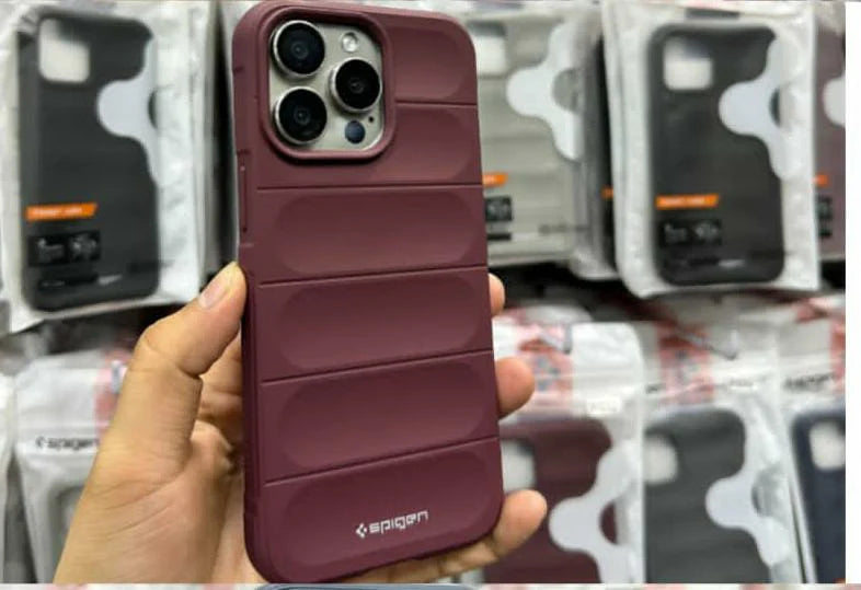 SPIGEN PUFFER CASEš„