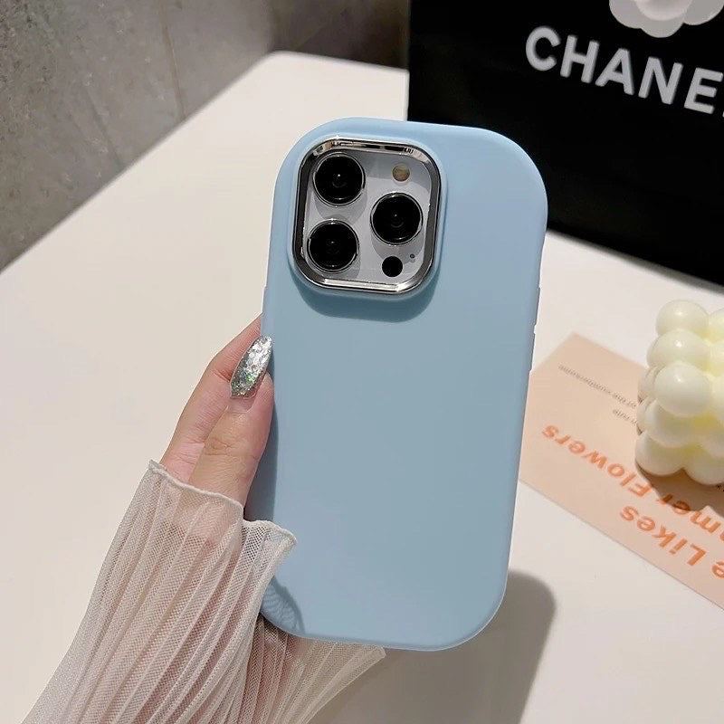 New style Luxury Silicone Case With Silver Camera Border