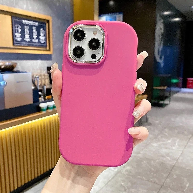 New style Luxury Silicone Case With Silver Camera Border