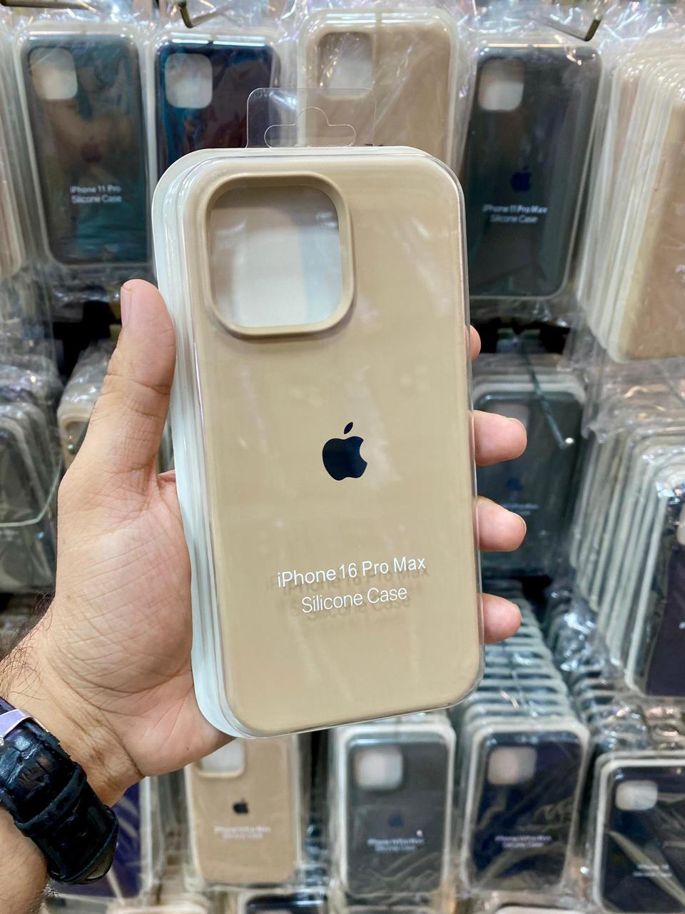 (Desert Titanium) iPhone Premium Silicone (16 Series Only)