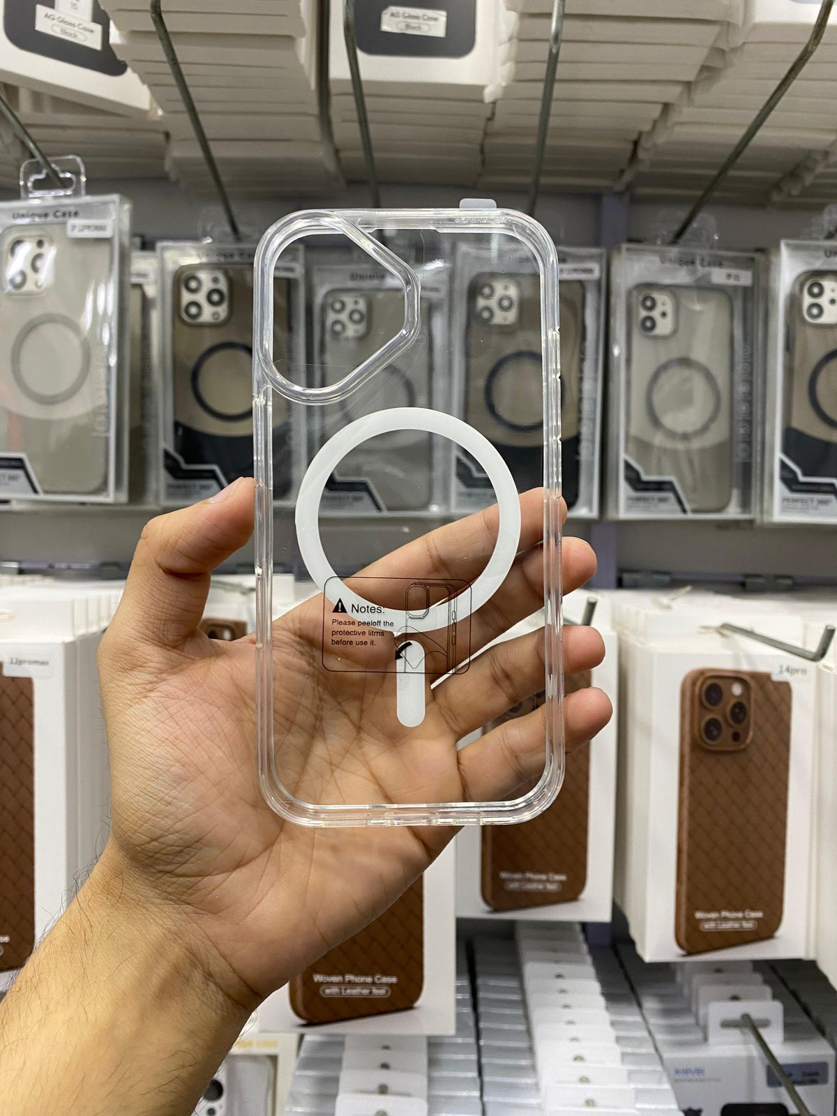 Spigen Clear Magafe - Case