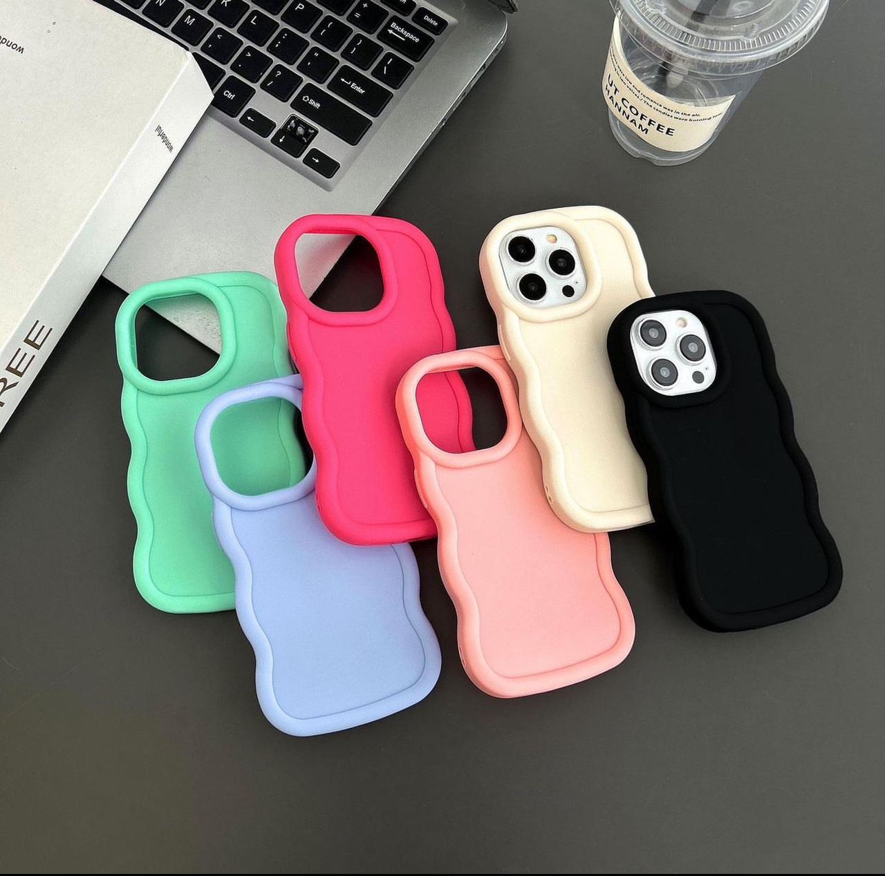 Premium Wavy Luxury Silicone Case