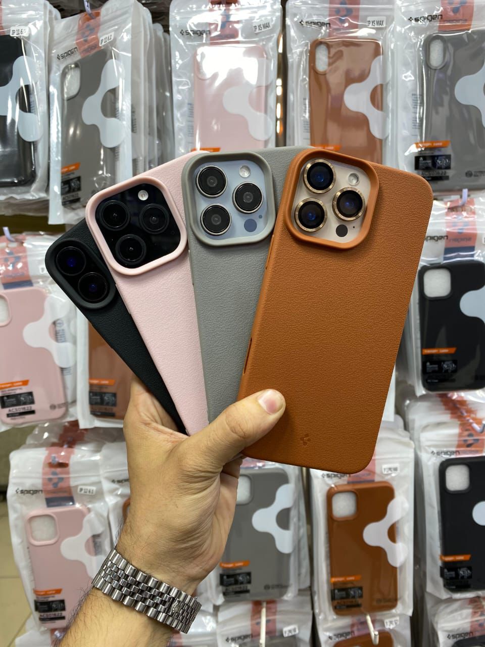 Spigen Leather Texture Case