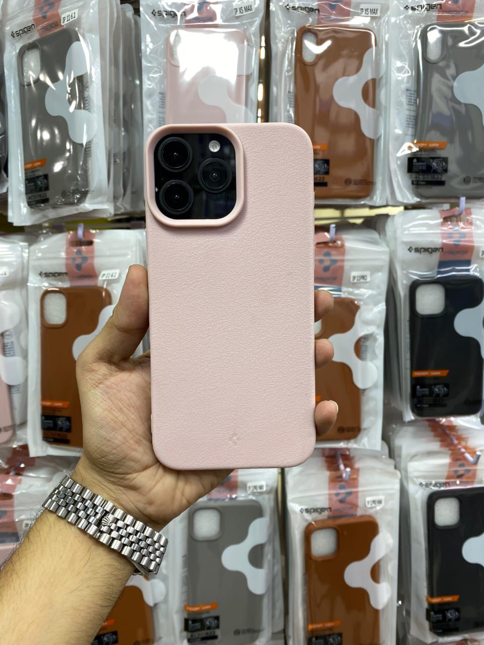 Spigen Leather Texture Case