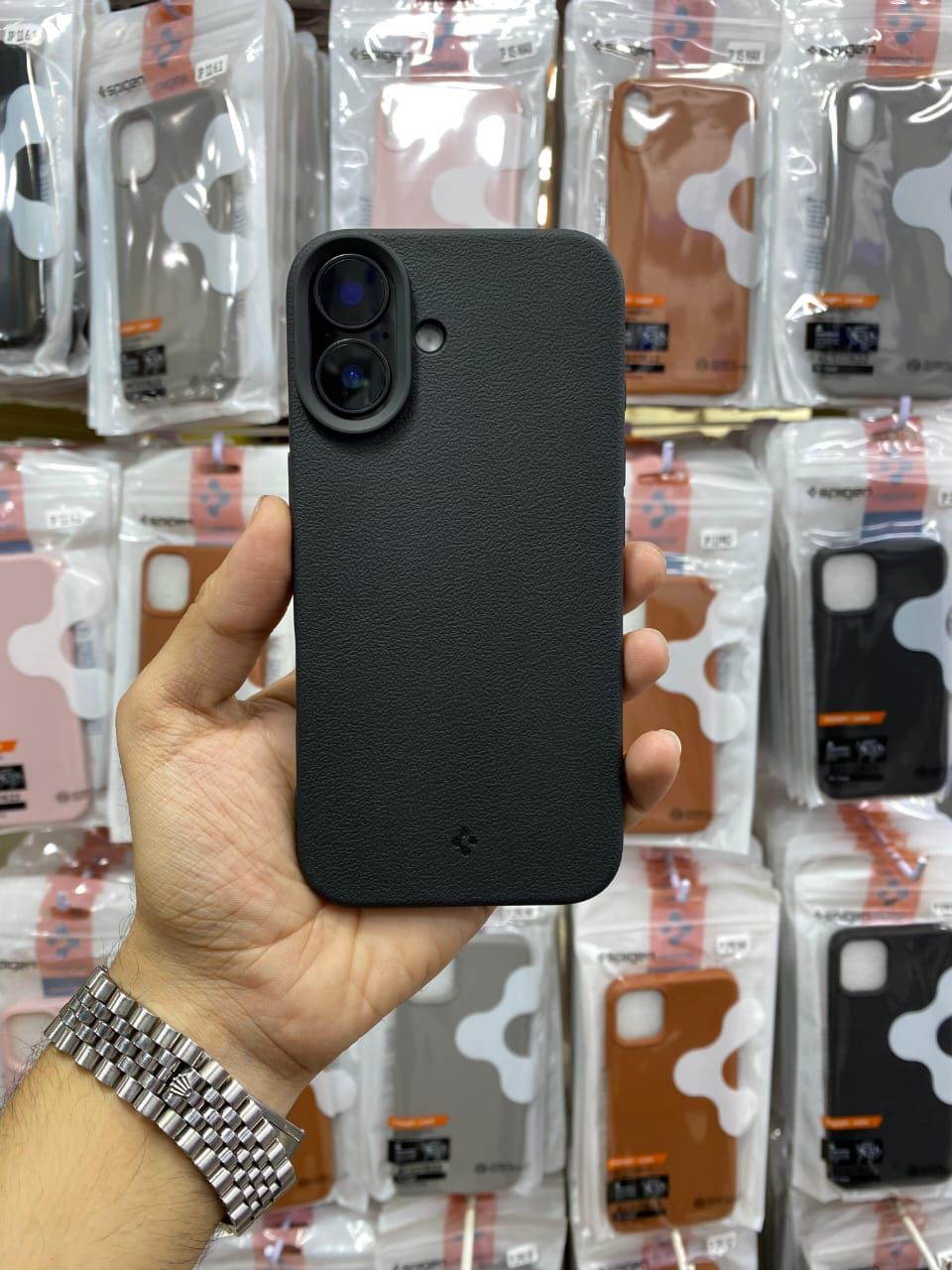 Spigen Leather Texture Case