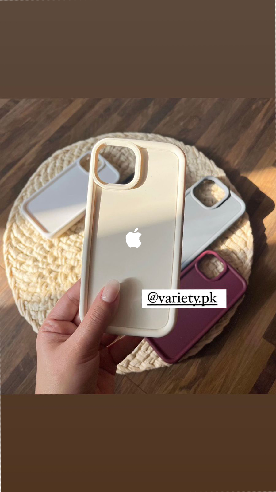 New Silver Apple Logo Silicone Coloured Solid Case! 💚